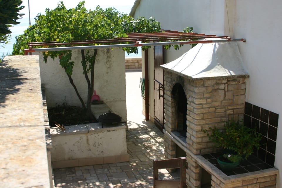 Terrace 2