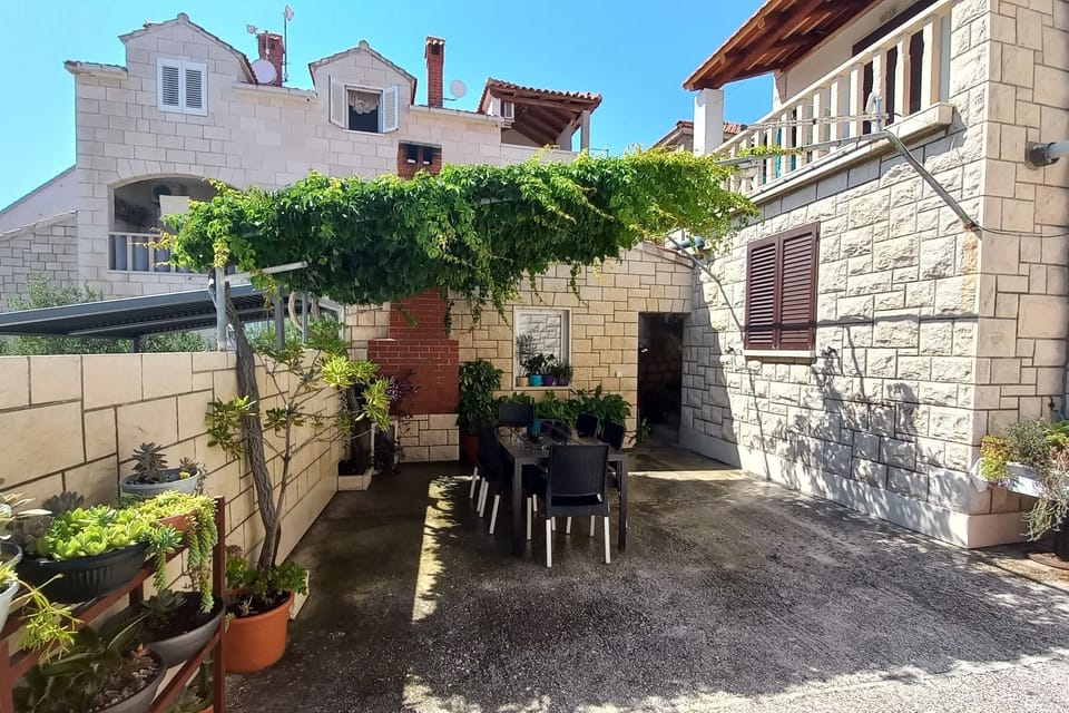Terrace 2