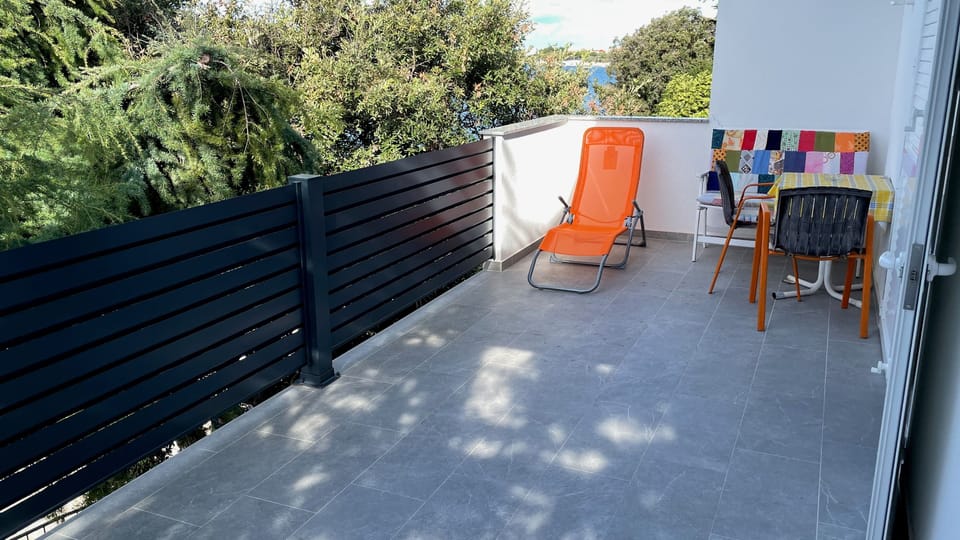 Terrace 2