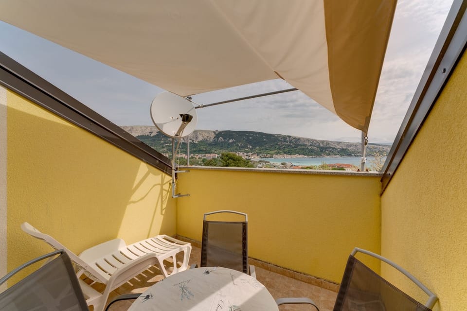 Terrace 2