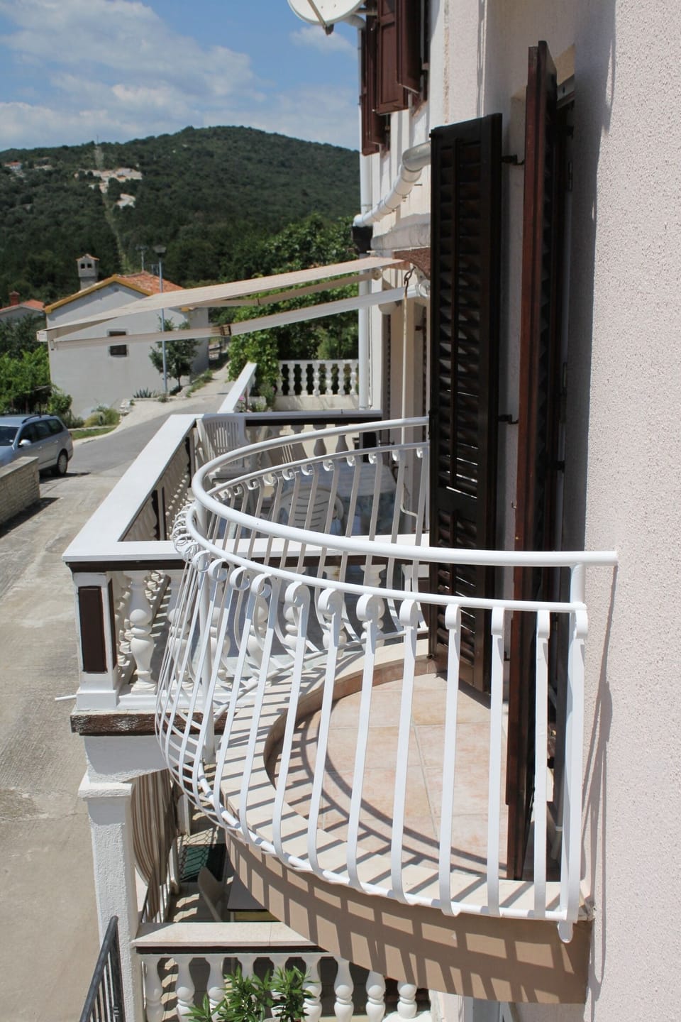 Balcony 2