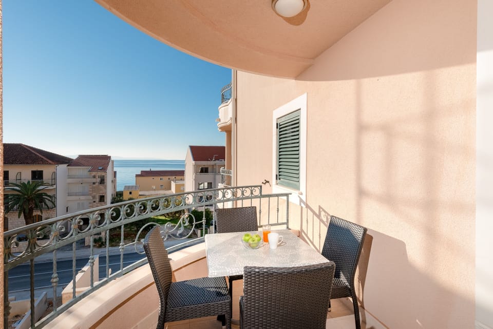 Balcony 1