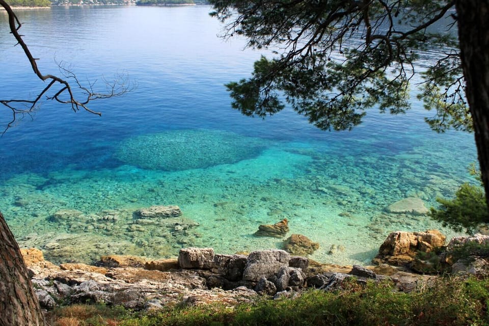 Nearby beaches
