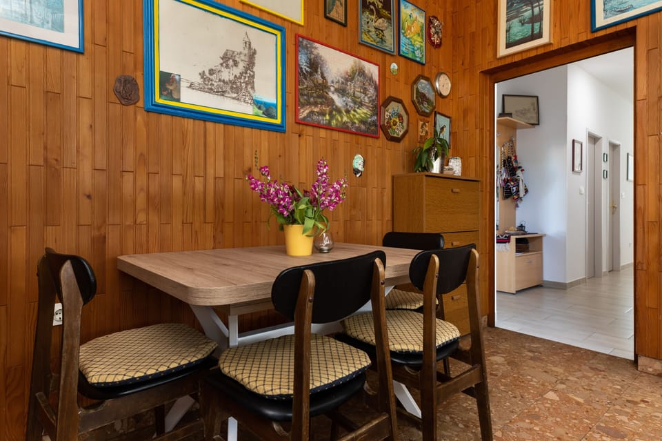 Dining room 2