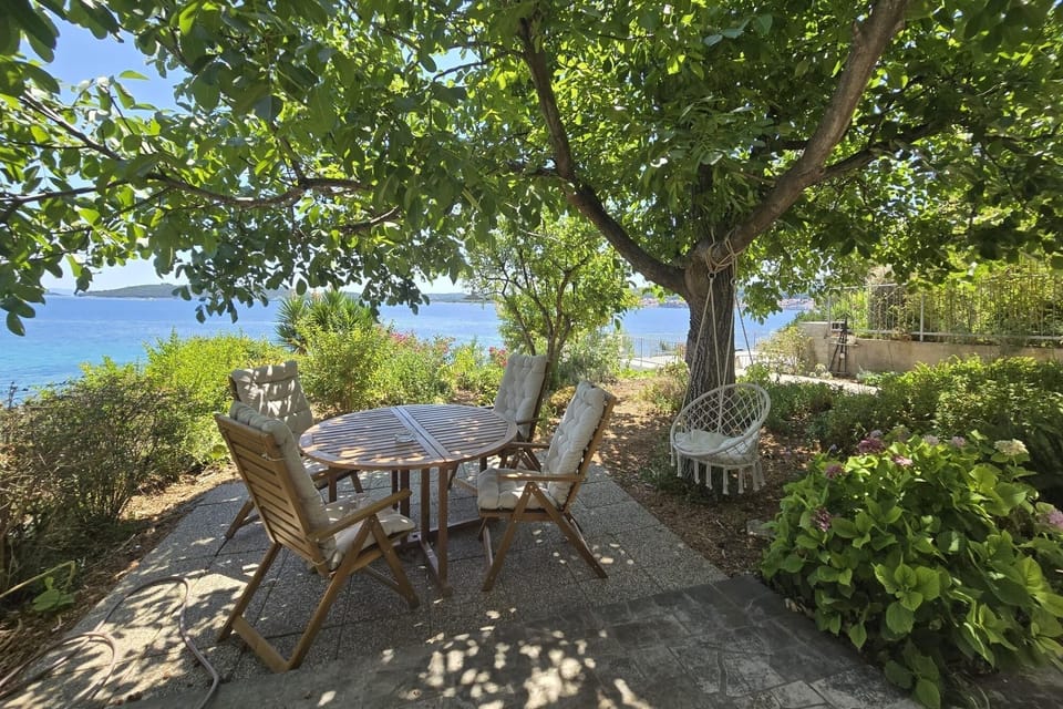 Terrace 2