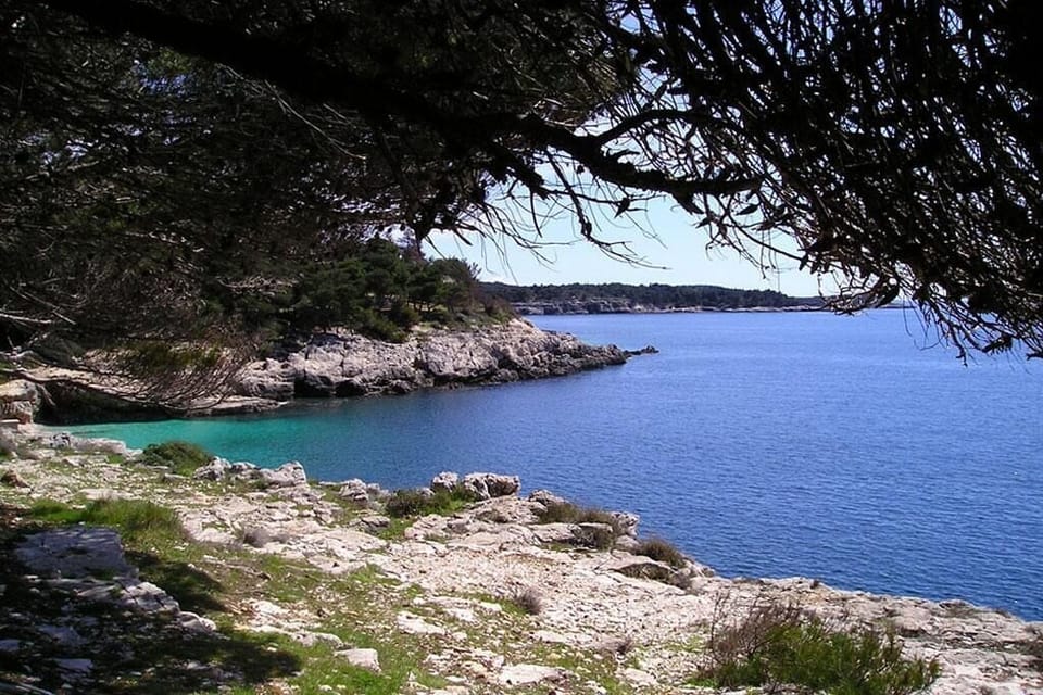 Nearby beaches