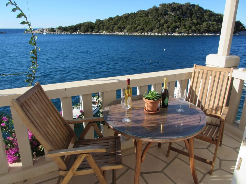 Terrace 1