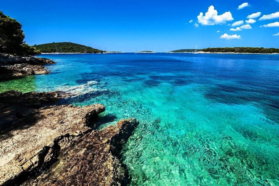Nearby beaches