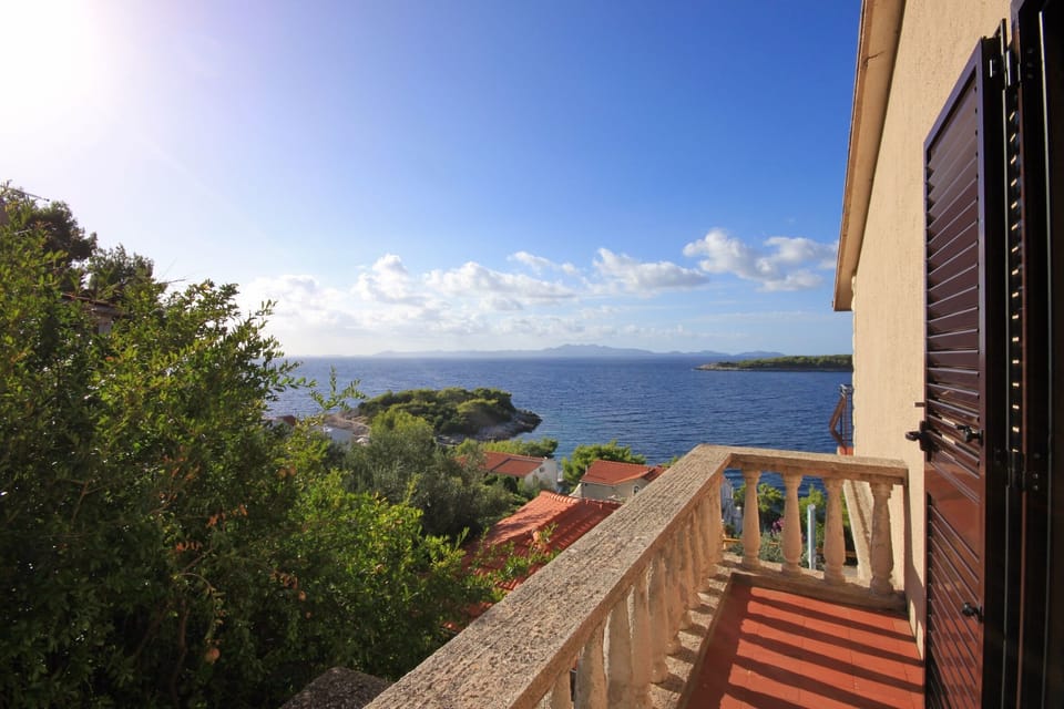 Balcony 2