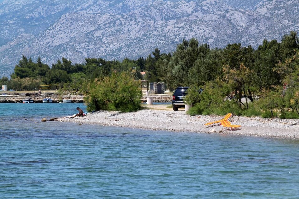 Nearby beaches