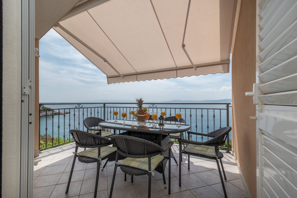 Terrace 1