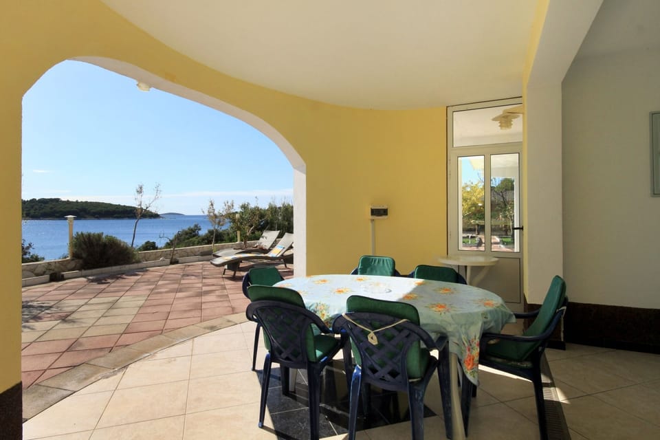 Terrace 1