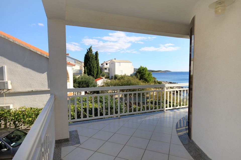Terrace 2