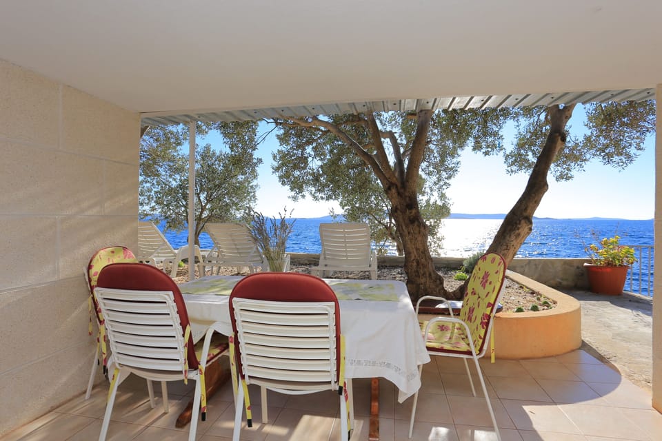 Terrace 1