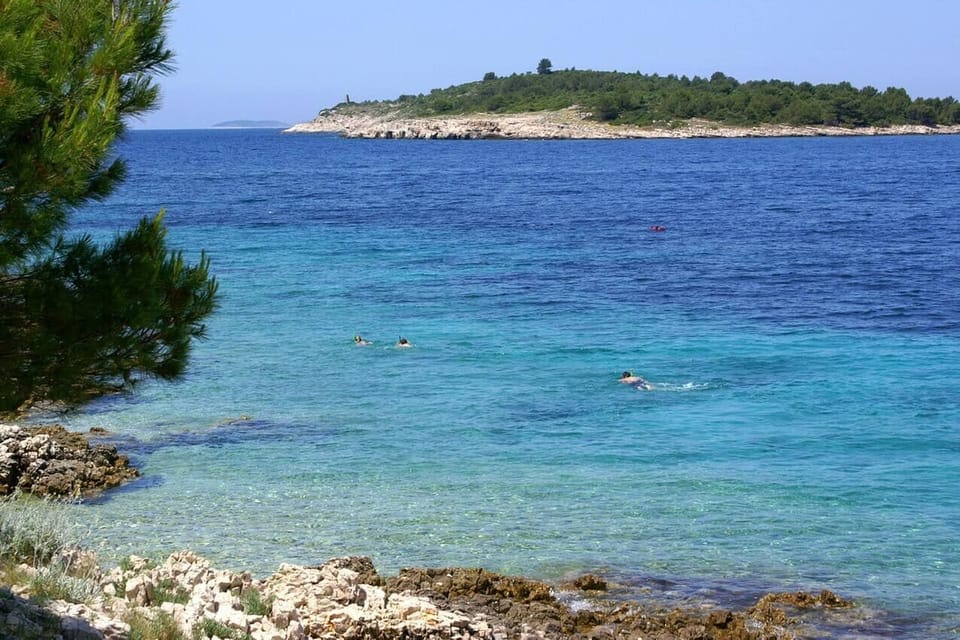 Nearby beaches