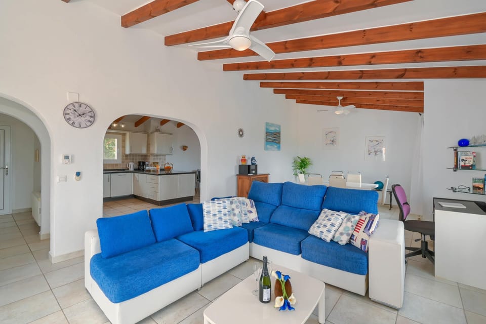 Living-dining room