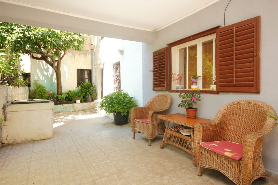 Terrace 2