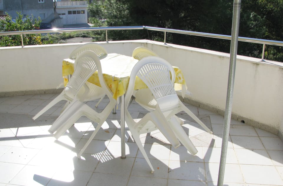 Terrace 2
