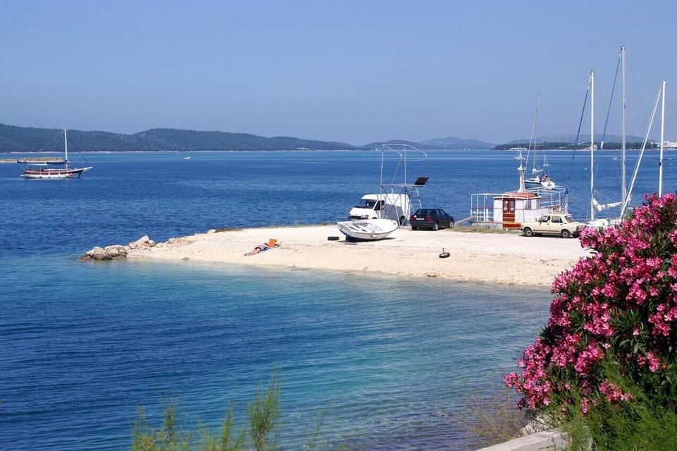Nearby beaches
