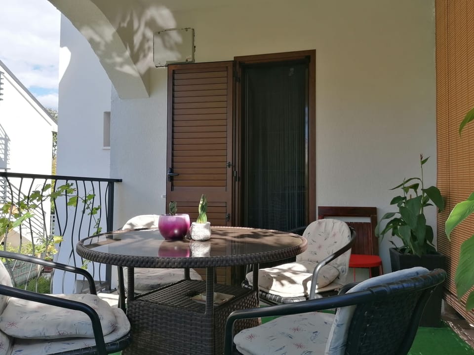 Terrace 1