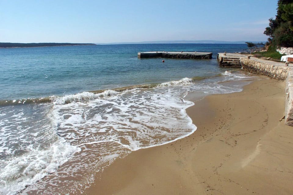 Nearby beaches
