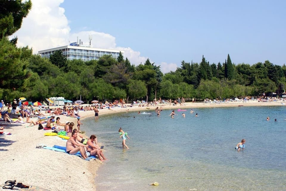 Nearby beaches