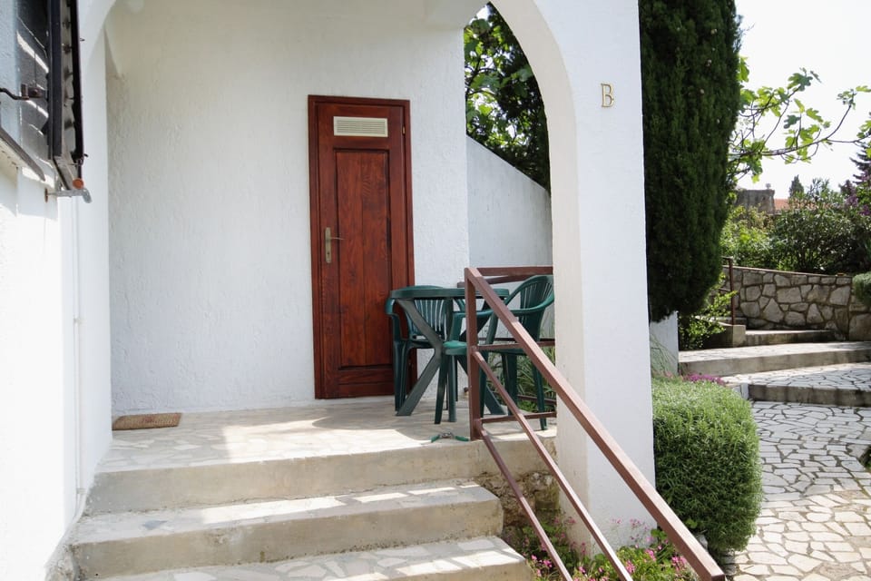 Terrace 2