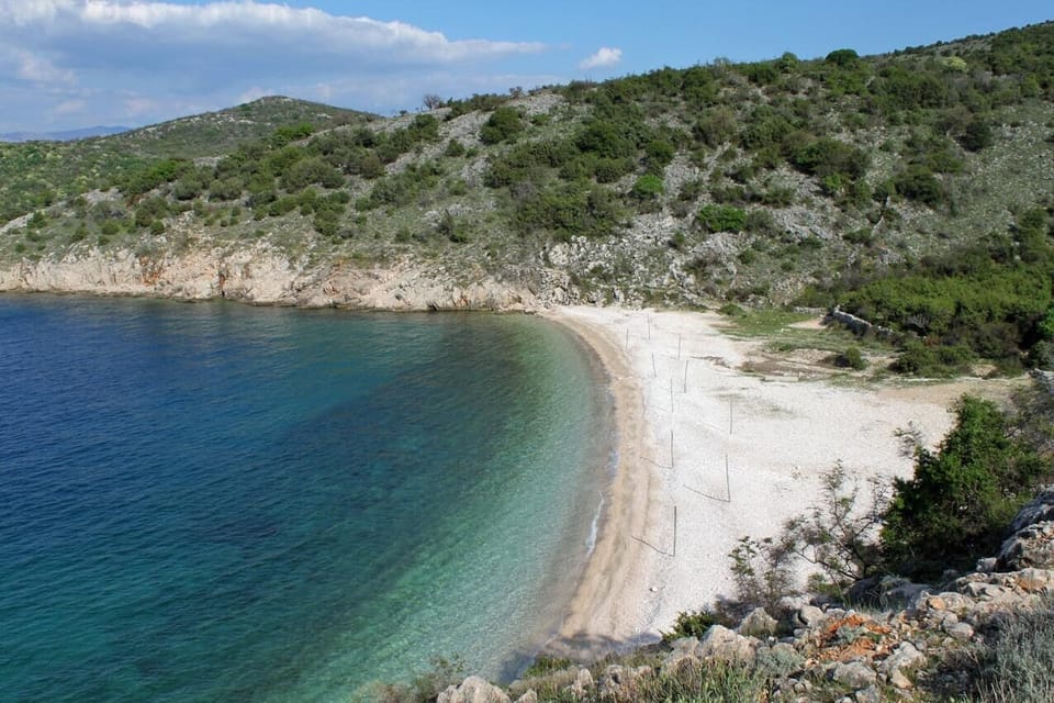 Nearby beaches
