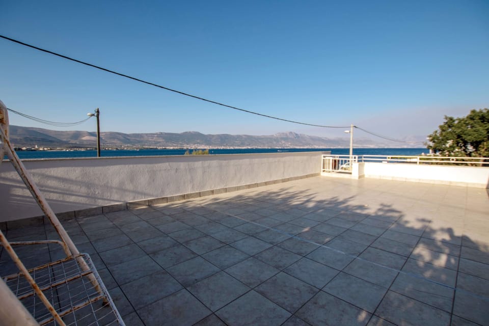 Terrace 1