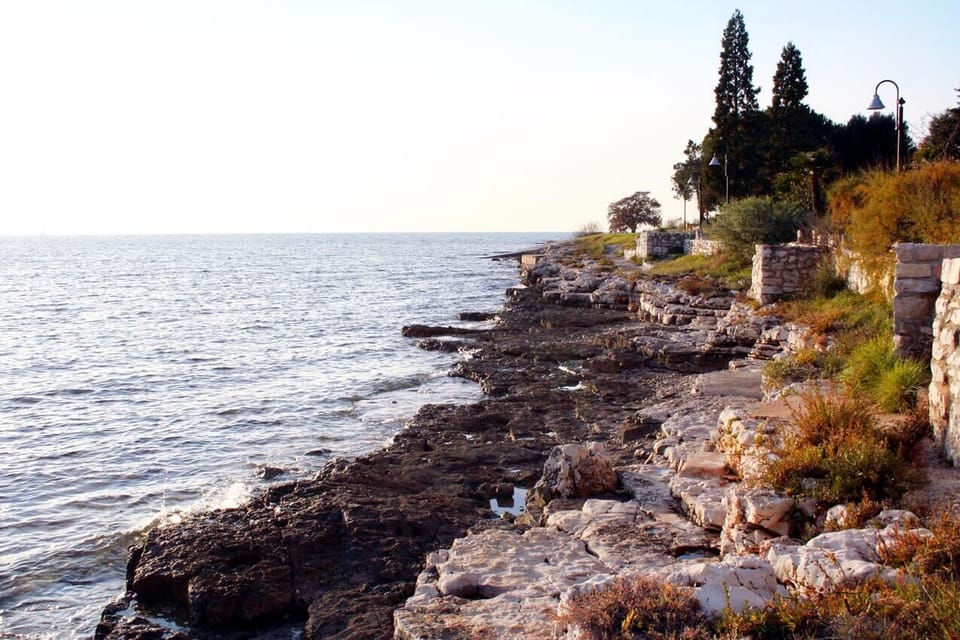 Nearby beaches