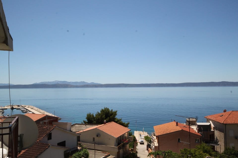 Balcony 2