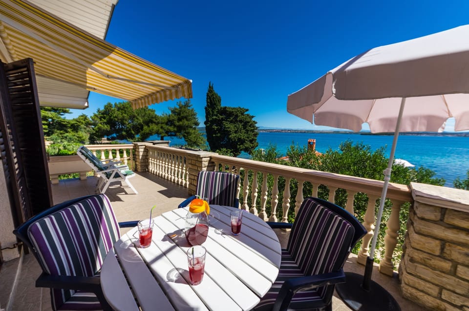 Terrace 1