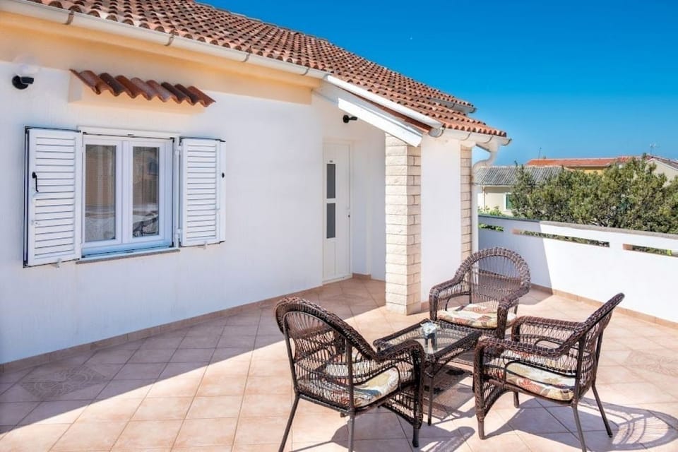 Terrace 1
