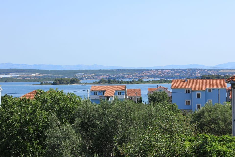 Terrace 2