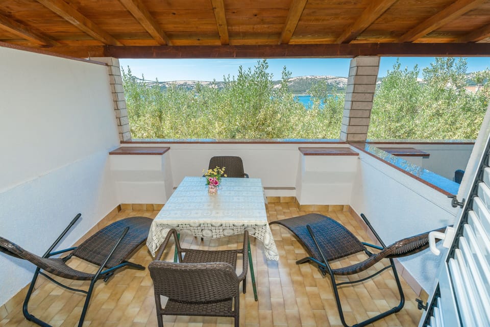 Terrace 1