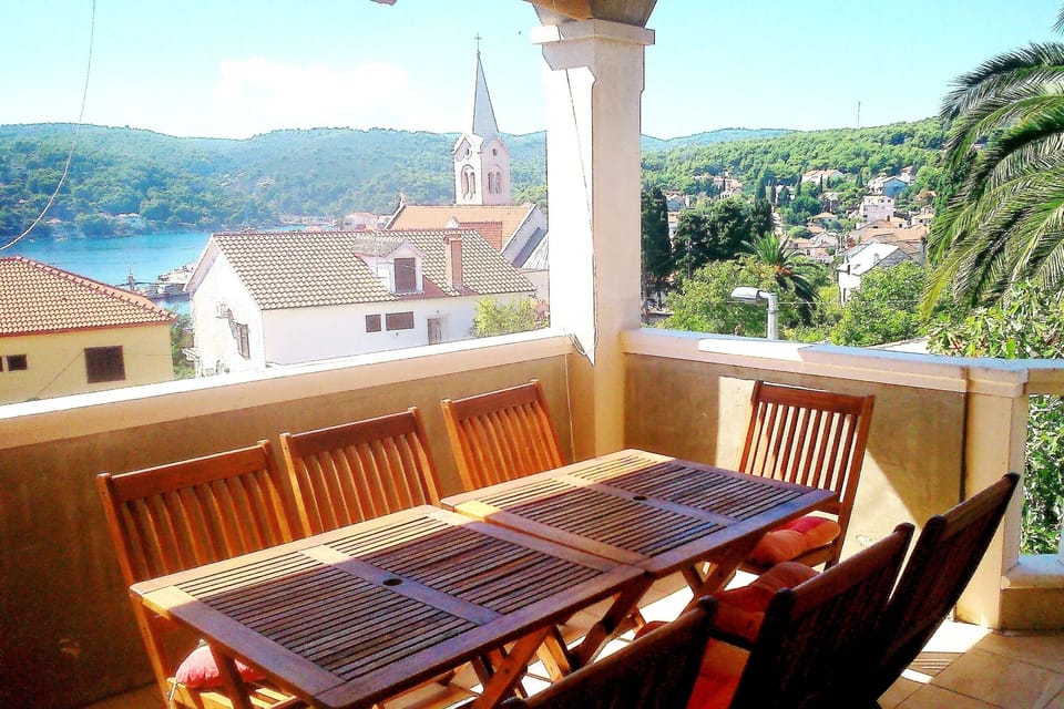 Terrace 2