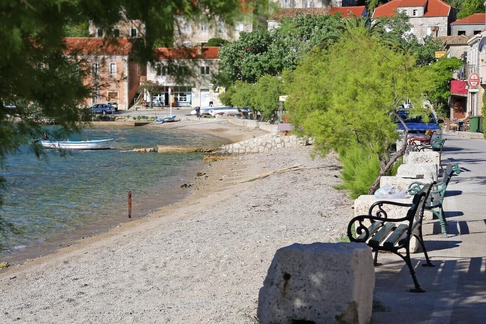 Nearby beaches