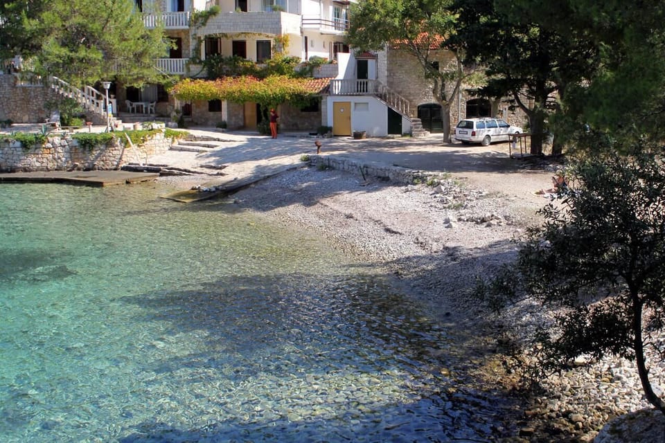 Nearby beaches