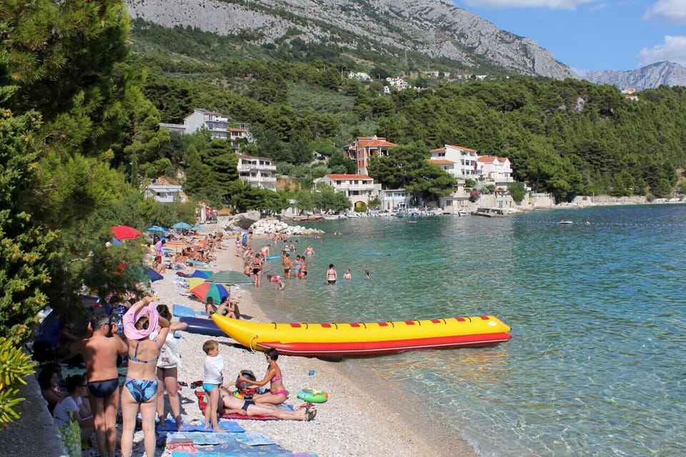 Nearby beaches