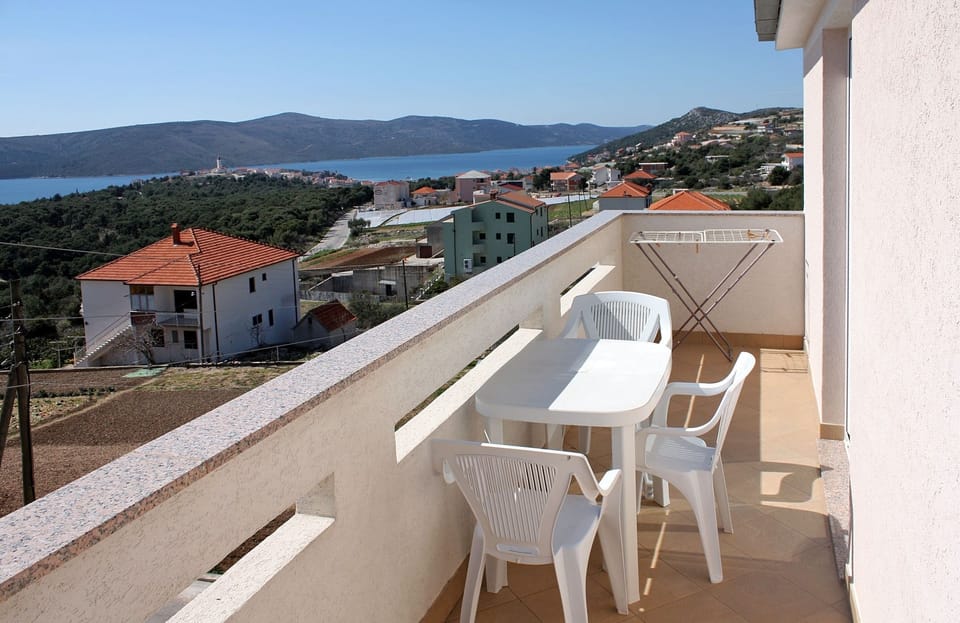Balcony 1
