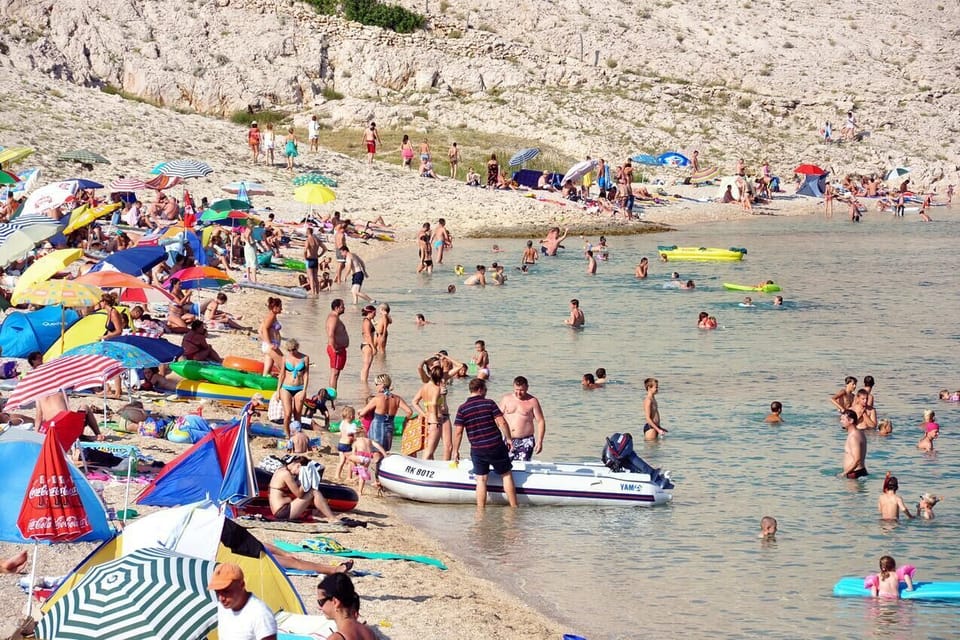 Nearby beaches