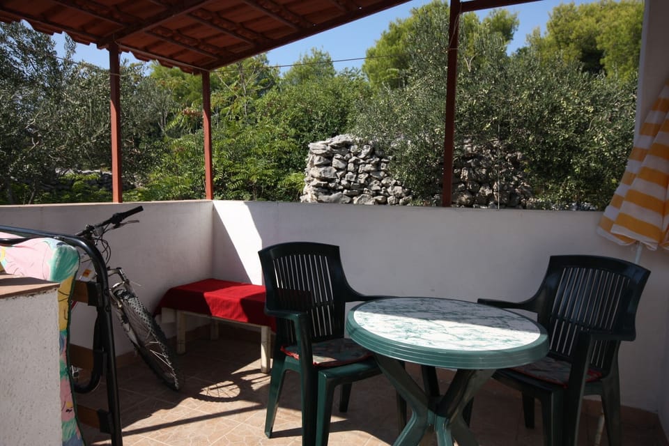 Terrace 2