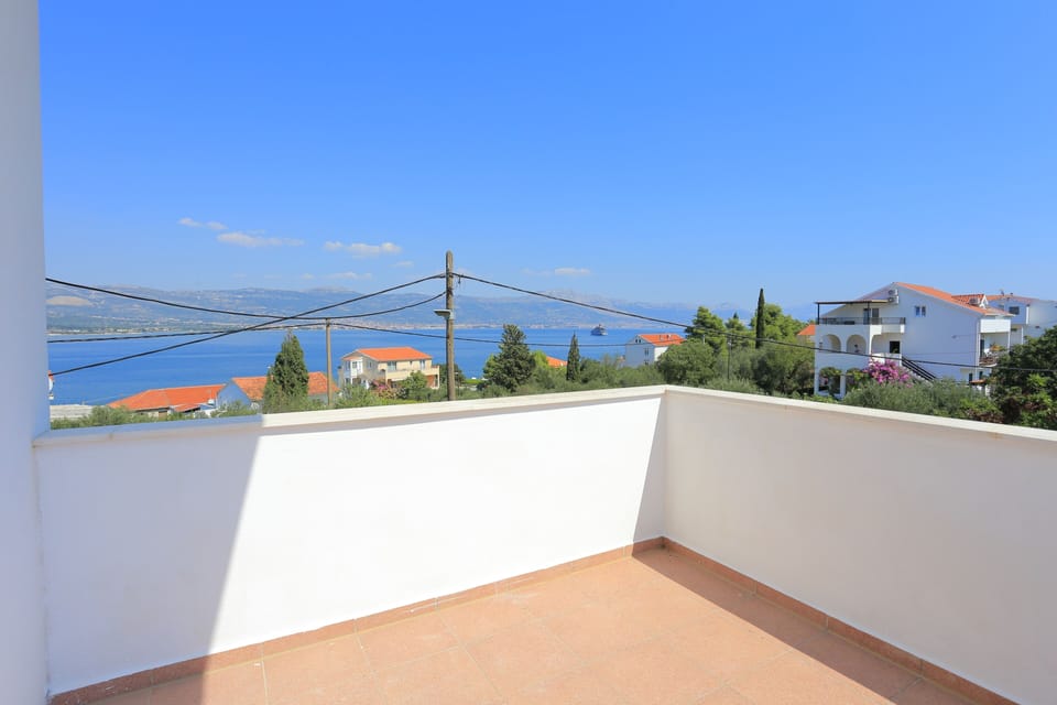 Terrace 3