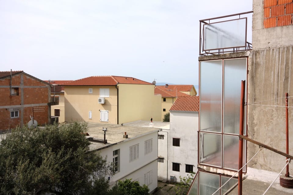 Balcony 2