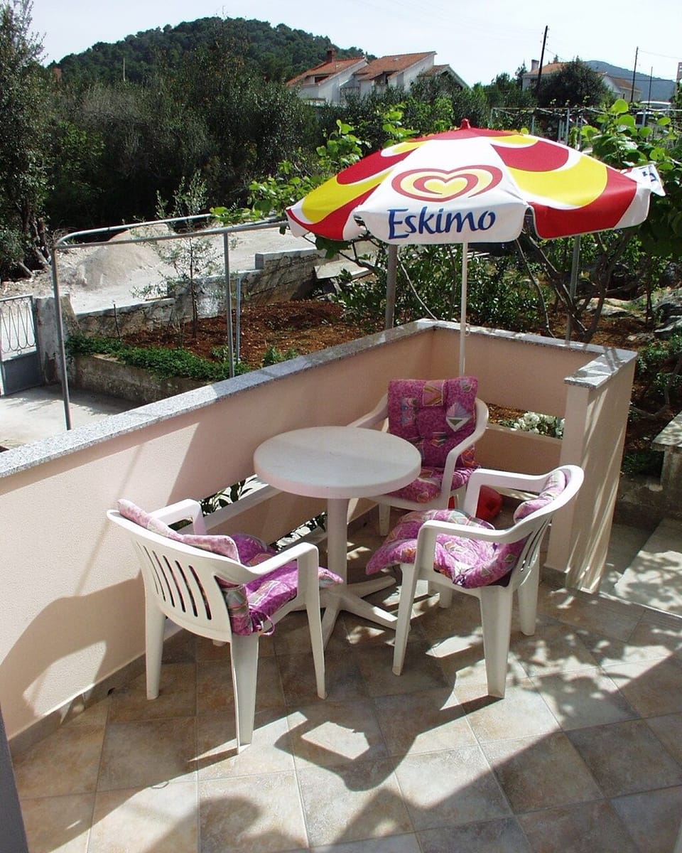 Terrace 2