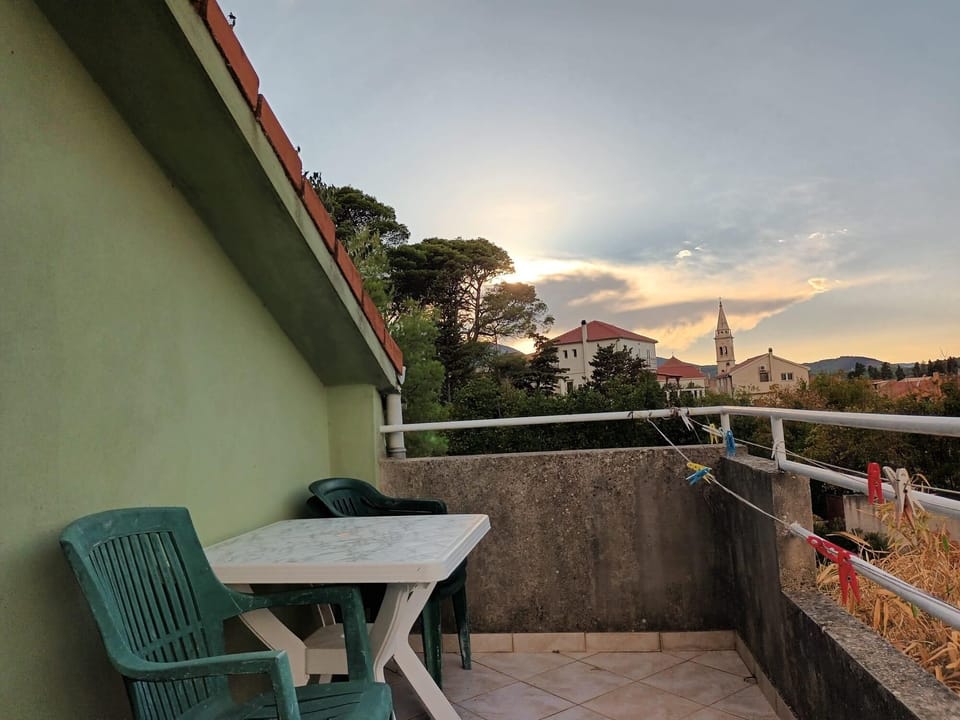 Balcony 1