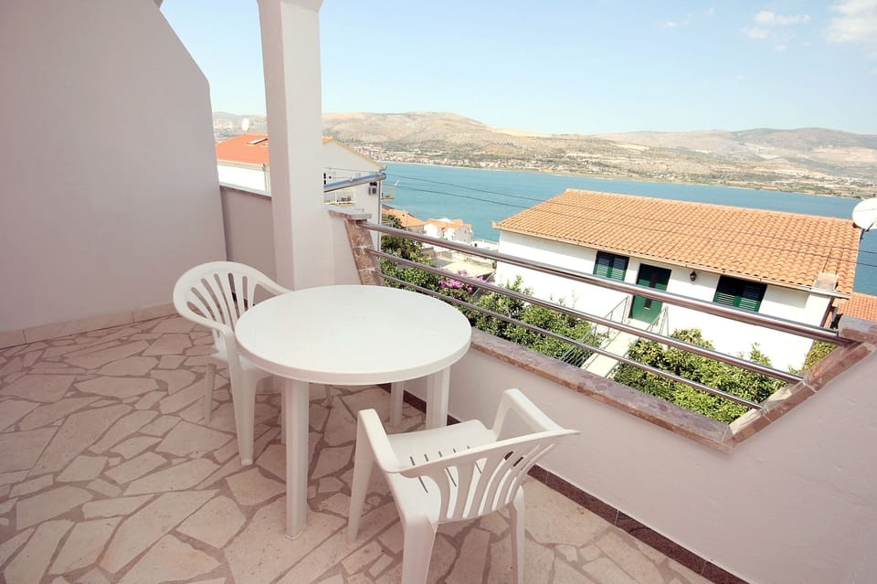 Terrace 1