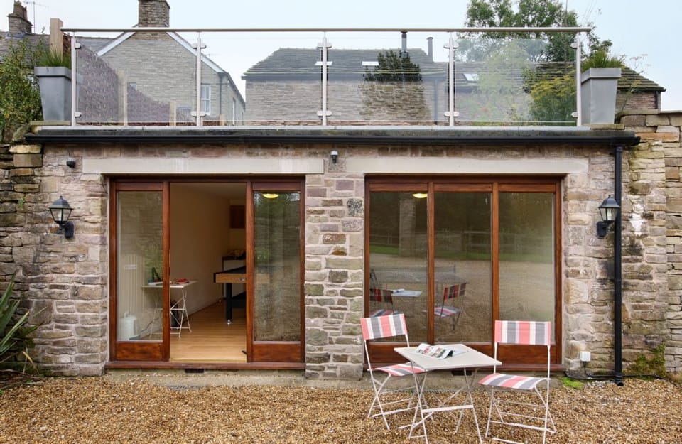 Use of a shared games room with table tennis and pool tables