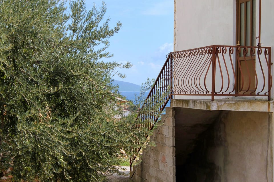 Terrace 2