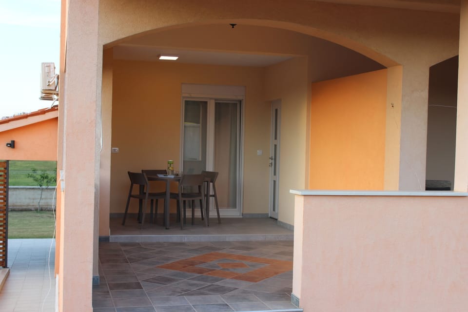 Terrace 1